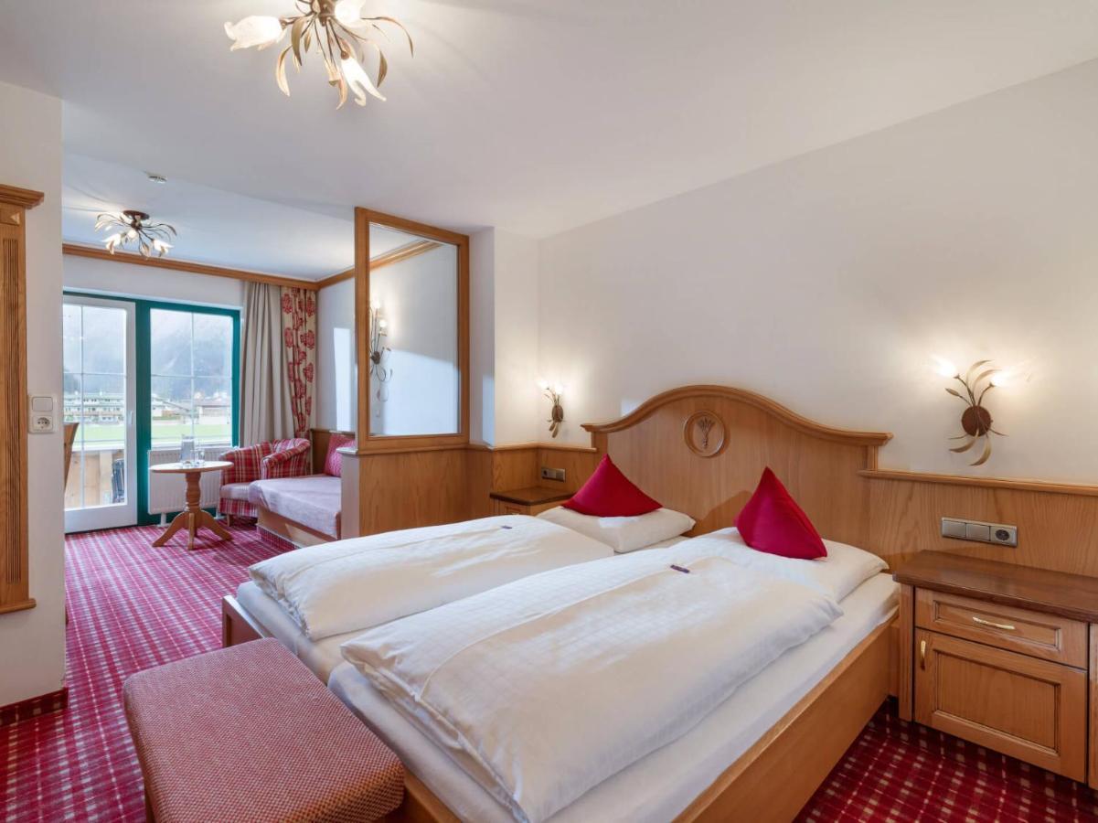 Ferienhof Oblasser Mayrhofen Exterior foto